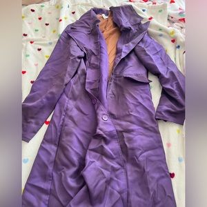 JOKER PURPLE COAT ONE SIZE (small stain on right arm)